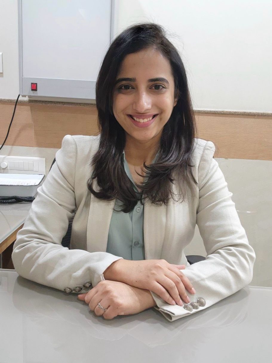 Dr Anuja Makan